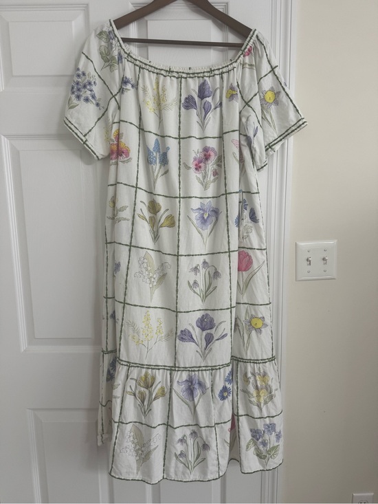 crown & ivy Dresses & Skirts - crown & ivy White Off-Shoulder Maxi Dress with Pastel Floral Grid